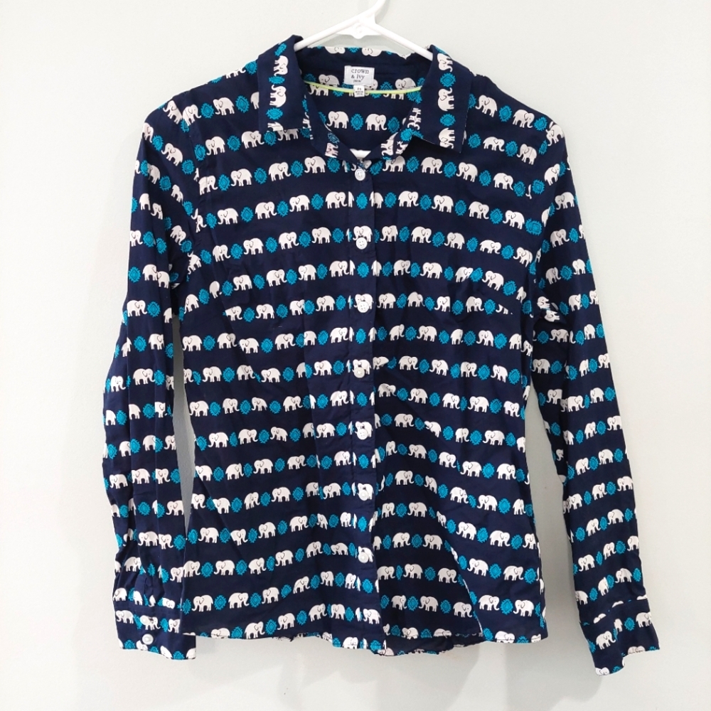 Crown & Ivy button-up shirt Small Petite blue with white elephants long Sleeve